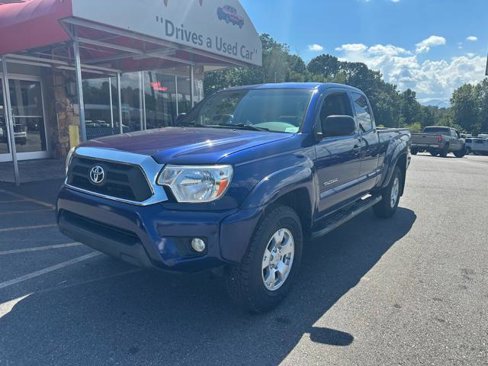Used 2015 Toyota Tacoma 4x4 Access Cab V6 image 1
