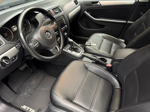 Used 2013 Volkswagen Jetta SE image 12