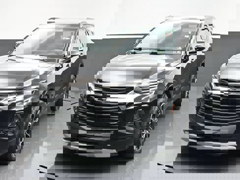 Certified 2020 Chevrolet Blazer LT image 3