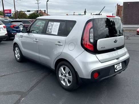 Used 2017 Kia Soul w/ Convenience Package image 5