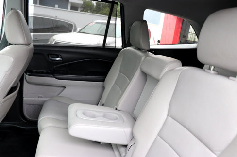 Used 2016 Honda Pilot Touring image 27
