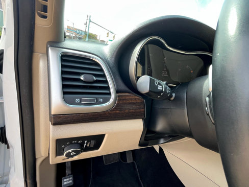 Used 2014 Jeep Grand Cherokee Laredo w/ Quick Order Package 23E image 29