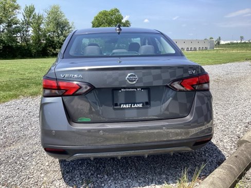 Used 2021 Nissan Versa SV image 7