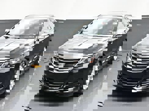 Certified 2019 Chevrolet Impala Premier w/ Premier Convenience Package image 3