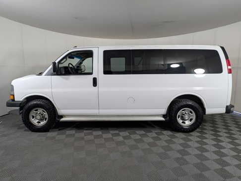 Used 2016 Chevrolet Express 3500 LT w/ LT Preferred Equipment Group image 4