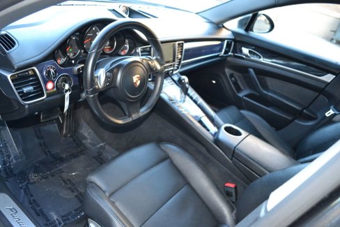 Used 2014 Porsche Panamera 4 w/ Premium Package image 26