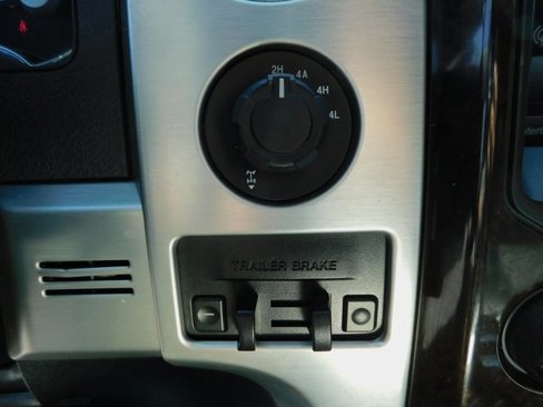 Used 2014 Ford F150 Platinum image 28