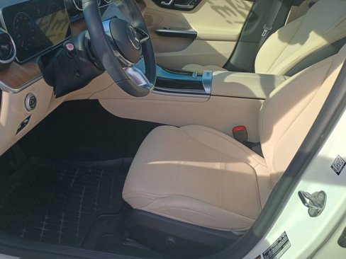 Used 2023 Mercedes-Benz C 300 4MATIC Sedan image 9