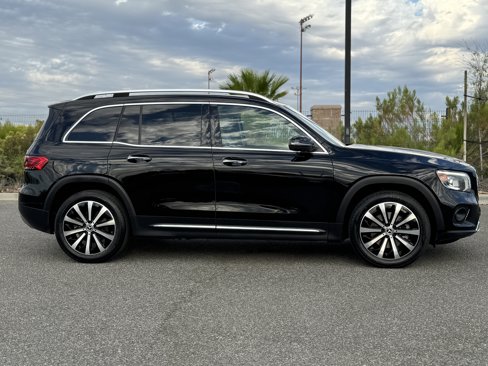 Used 2021 Mercedes-Benz GLB 250 4MATIC image 8