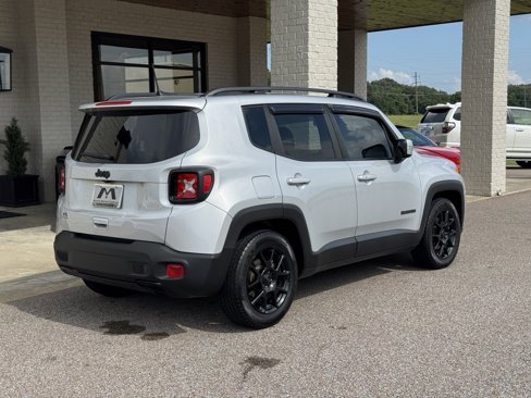 Used 2020 Jeep Renegade Altitude image 11