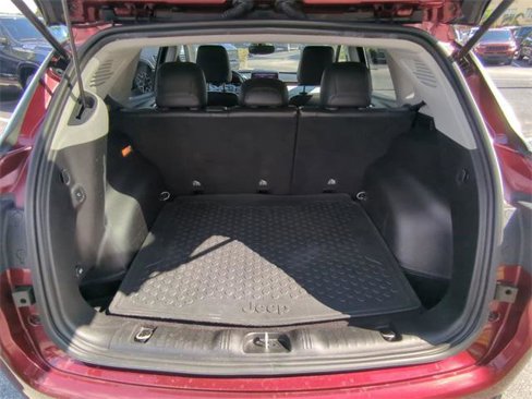 Certified 2022 Jeep Compass Limited w/ Elite Group image 13