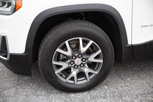 Used 2023 GMC Acadia SLT image 9