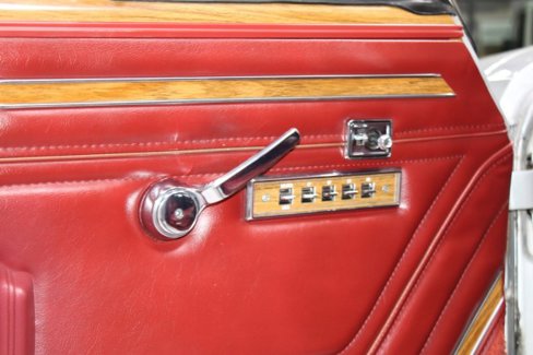 Used 1986 Jeep Grand Wagoneer image 59