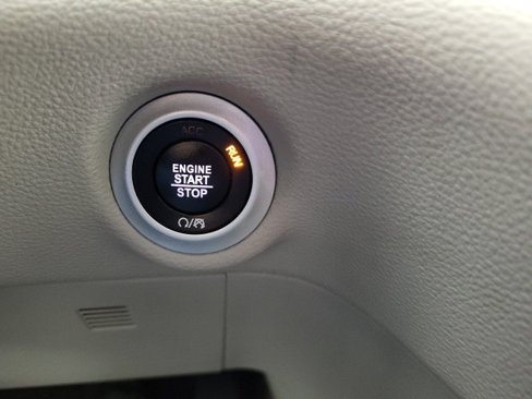 Used 2021 Chrysler Pacifica Touring w/ Cold Weather Group image 25