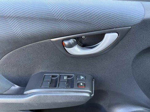 Used 2009 Honda Fit Sport image 21
