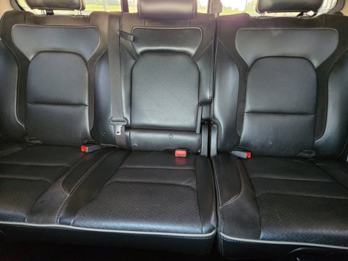 Used 2020 RAM 1500 Laramie image 16