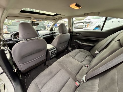 Used 2019 Nissan Altima 2.5 SV image 17