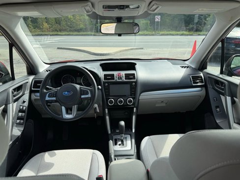 Used 2017 Subaru Forester 2.5i Premium w/ All-Weather Package image 9