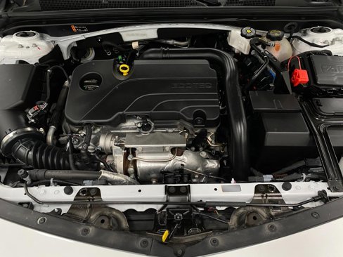 Used 2024 Chevrolet Malibu LT image 11