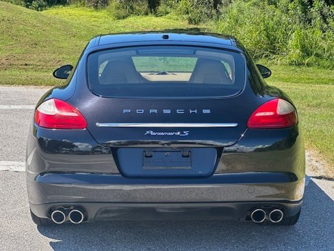 Used 2013 Porsche Panamera S image 4