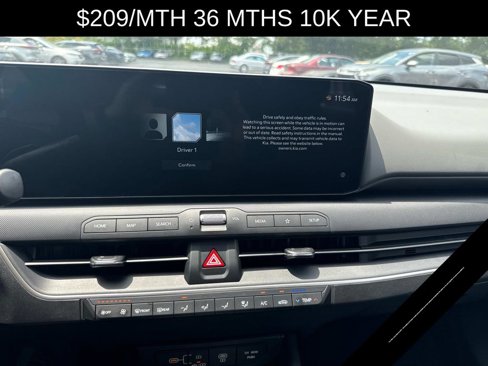 New 2025 Kia K4 LXS image 10