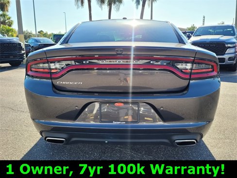 Used 2020 Dodge Charger SXT image 6