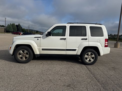 Used 2012 Jeep Liberty Sport w/ Popular Equipment Group image 2