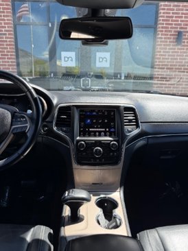 Used 2015 Jeep Grand Cherokee Limited image 21