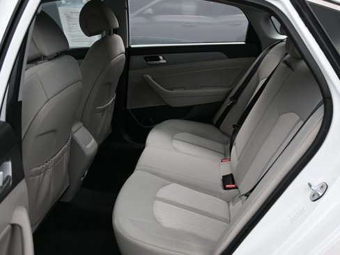 Used 2016 Hyundai Sonata SE image 28