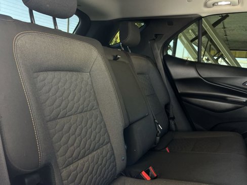 Used 2018 Chevrolet Equinox LT image 25