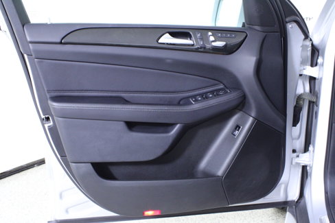 Used 2017 Mercedes-Benz GLS 450 4MATIC w/ Premium Package image 15