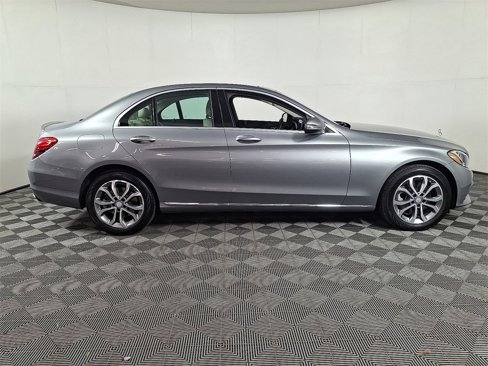 Used 2016 Mercedes-Benz C 300 4MATIC Sedan image 10