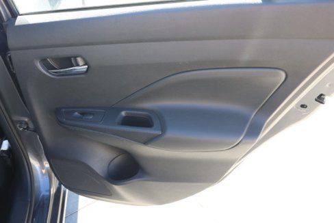 Used 2023 Nissan Versa SV image 18