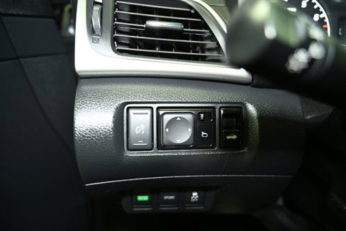 Used 2016 Nissan Sentra S image 35