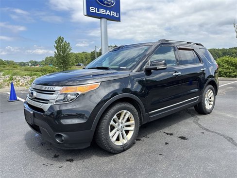 Used 2014 Ford Explorer XLT w/ Equipment Group 202A image 6