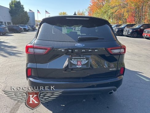 Used 2023 Ford Escape ST-Line w/ Tech Pack #1 image 6