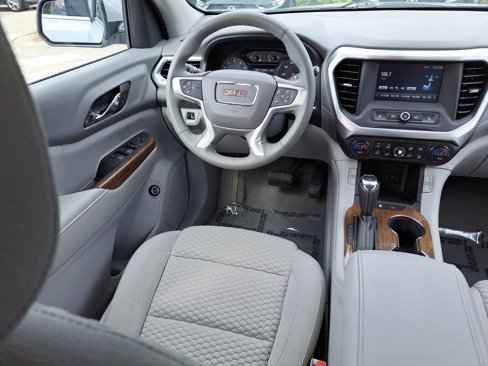 Used 2017 GMC Acadia SLE w/ Driver Alert Package I image 9