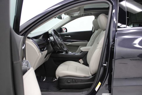 Used 2022 Cadillac XT4 Luxury w/ LPO, Onyx Lite Package image 14