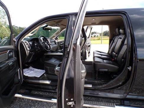 Used 2019 RAM 2500 Laramie image 29