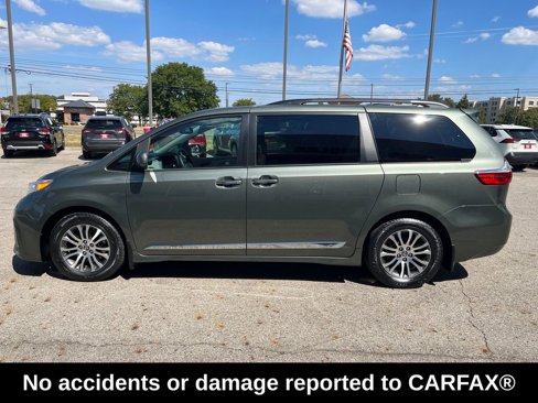 Used 2019 Toyota Sienna XLE image 2