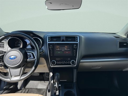 Used 2018 Subaru Outback 2.5i Limited image 9