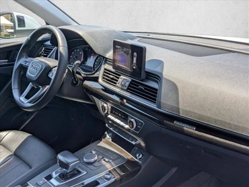 Used 2020 Audi Q5 2.0T Premium w/ Convenience Package image 21