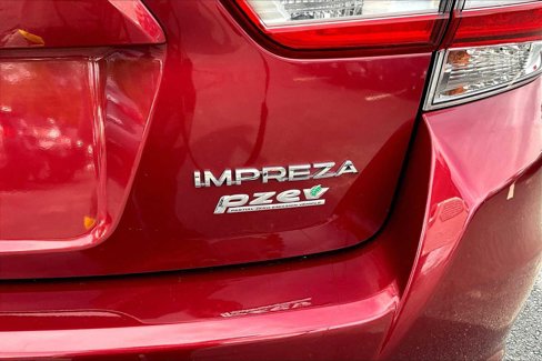 Used 2017 Subaru Impreza 2.0i image 9