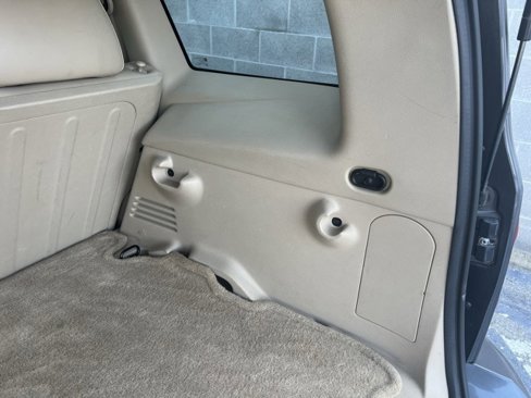 Used 2010 Chevrolet HHR LT w/ LT Preferred Equipment Group image 18