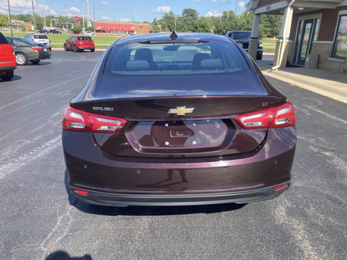 Used 2021 Chevrolet Malibu LT image 4