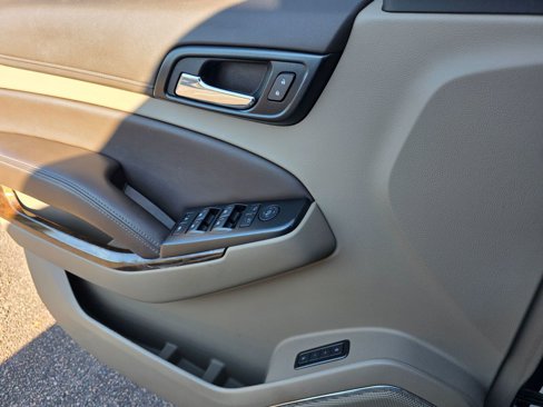 Used 2020 Chevrolet Tahoe LT image 13