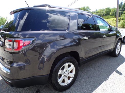 Used 2016 GMC Acadia SLE image 10