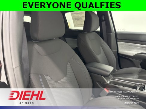 New 2025 Jeep Compass Sport image 13