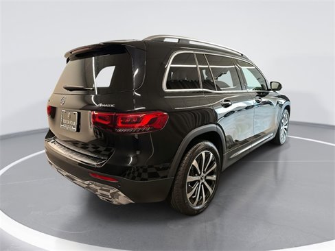 Used 2023 Mercedes-Benz GLB 250 4MATIC image 4