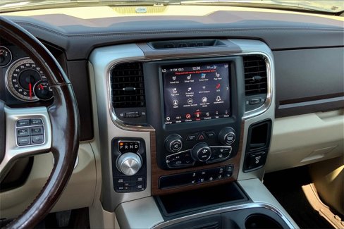 Used 2018 RAM 1500 Laramie w/ Convenience Group image 7